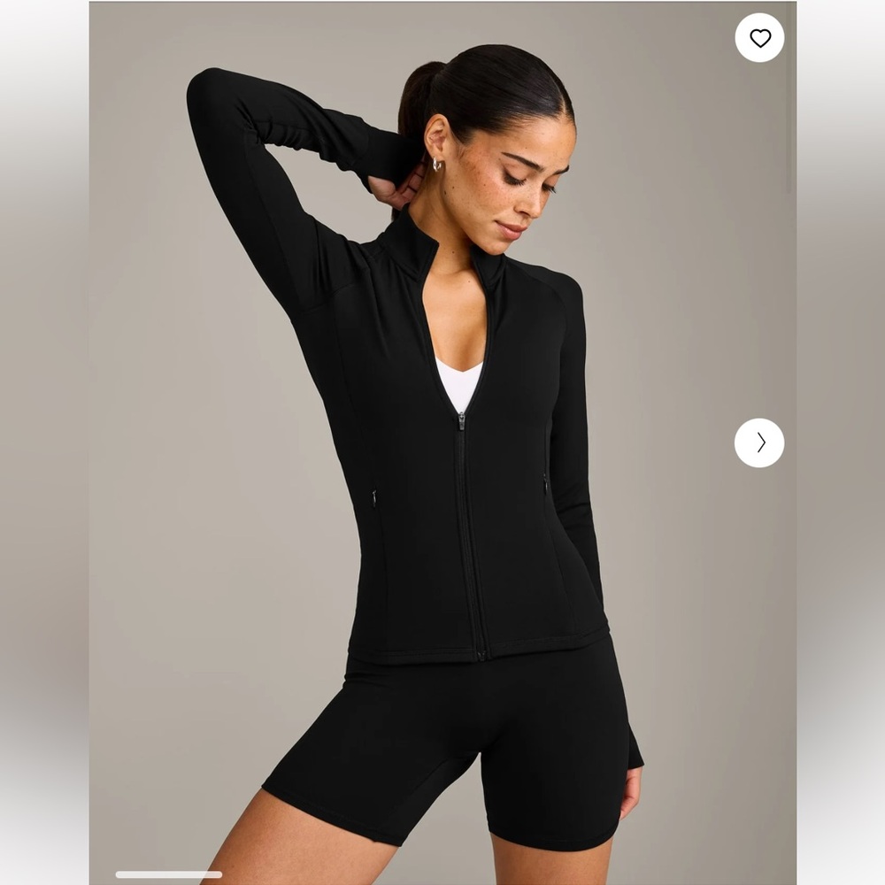 SOFTMOTION JACKET WITH GRAY LOGO